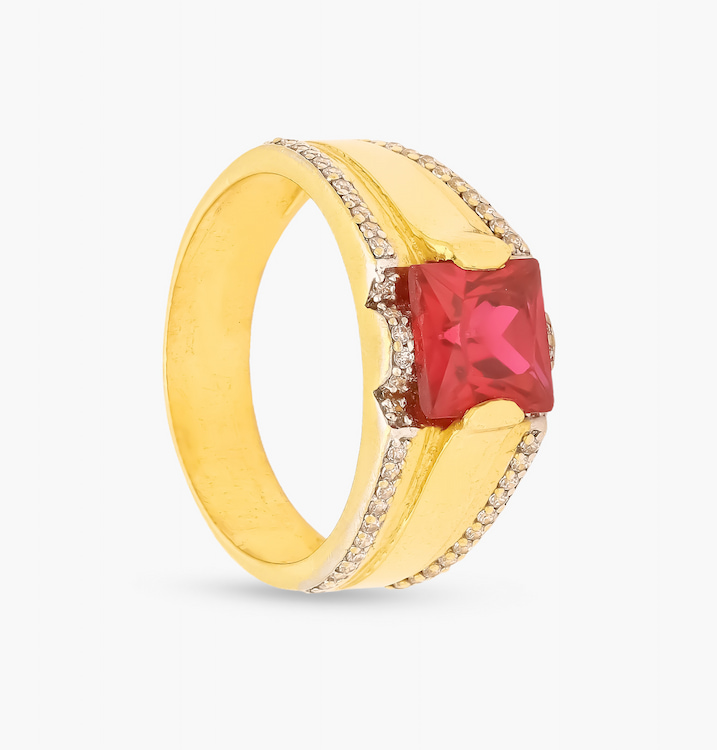 The Scarlet Dreams Ring